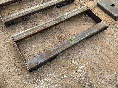 KC Skid Steer Mounting Frame Attachment