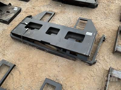 KC 42 Inch Forks with Mast Skid Steer Attachment, 45" Wide