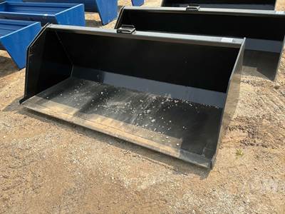 KC 84 Inch Smooth Bucket, Universal Skid Steer Mount