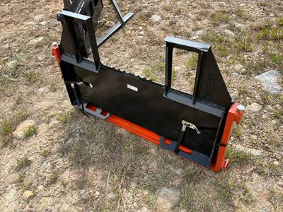 Unused KC 42 Inch Forks with Mast, Universal Skid Steer Mount
