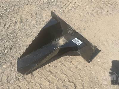 2026 KC Mini Skid Steer Tree Spade Bucket Attachment