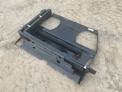 Unused KC 42 Inch Forks with Mast, Mini Skid Steer Mount