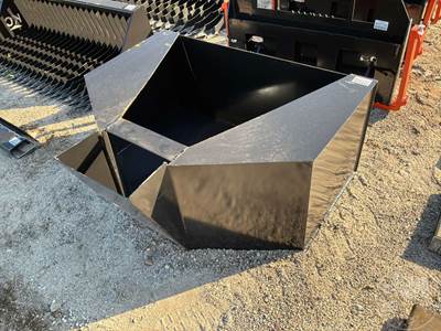 KC Universal Skid Mount Skid Steer Attachment