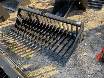 KC 76 Inch Universal Skid Steer Mount Attachment
