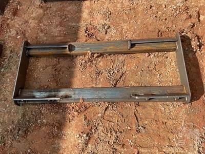 KC 45 Inch Universal Skid Steer Mounting Plate