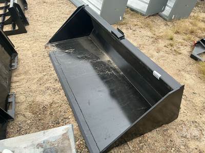 KC Universal Skid Steer Mount