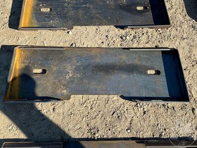 Used KC Universal Skid Steer Mounting Plate