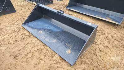KC 78 Inch Universal Skid Steer Mount Attachment
