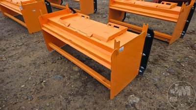 KC 68 Inch Universal Skid Steer Mount Attachment