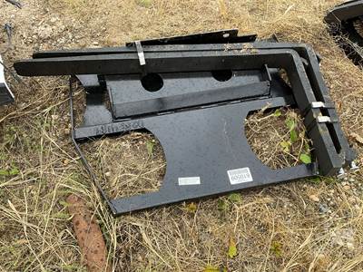 KC MUFF-36-42 Mini Skid Steer Fork Frame with 42" Forks
