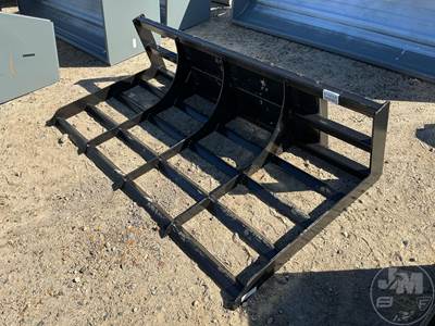 Unused KC QT-LP Universal Skid Mount Skid Steer Attachment