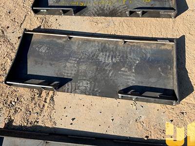 Landhonor Universal Skid Steer Blank Mounting Adapter Plate