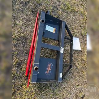 LANDHONOR BS-12-2500G Skid Steer Attachment