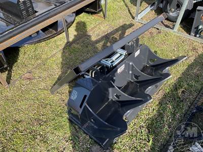 LANDHONOR FW-13-15000G Skid Steer Attachment