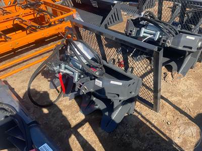 LANDHONOR FW-13-15000G Skid Steer Attachment