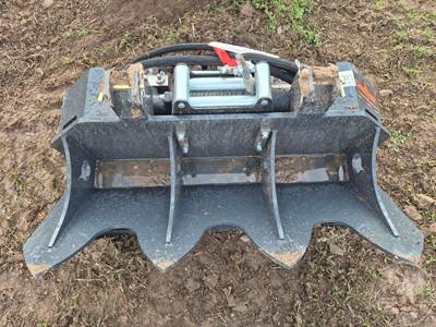 LANDHONOR FW-13-15000G Skid Steer Attachment