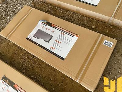 Landhonor LHR-UQA1/2 46 Inch Universal Skid Steer Mounting Plate