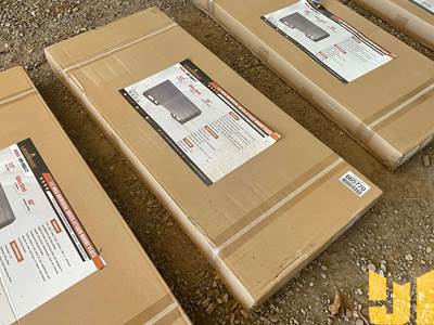 LANDHONOR LHR-UQA1/2 46 Inch Universal Skid Steer Mounting Plate