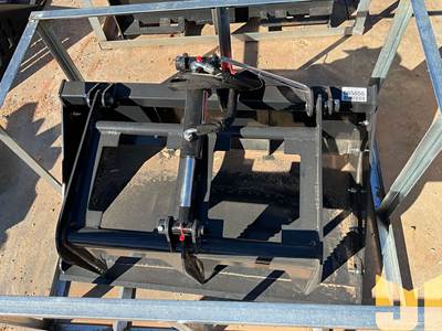 Unused Landhonor MG-72-44W 44" Single Cylinder Grapple Bucket, Mini Skid Steer Mount