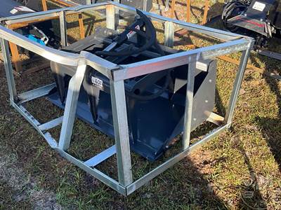 LANDHONOR MGB-72-44W Skid Steer Attachment