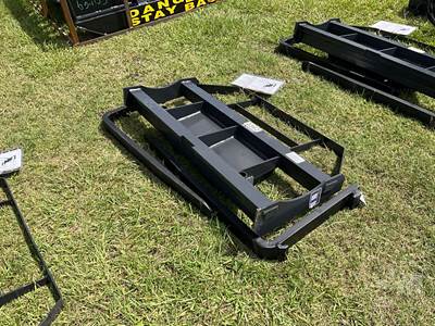 2026 LANDHONOR MPF-11-2000G Mini Skid Steer 46 Inch Forks with Mast