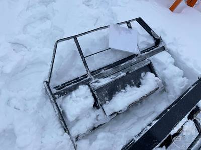 LANDHONOR MPF-11-2000G PALLET FORK FRAME Skid Steer Attachment