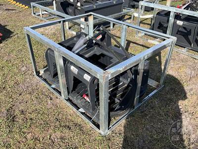 LANDHONOR MRB-72-44W Skid Steer Attachment