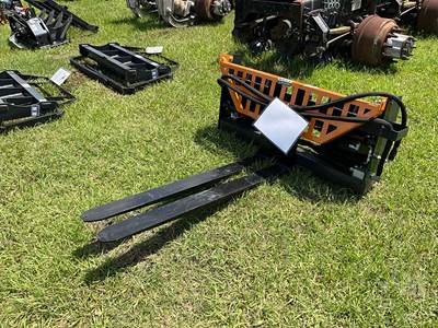 Landhonor PF-11-300G 48 Inch Fork Frame Skid Steer Attachment, 4,000 lb Rating