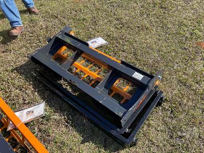 LANDHONOR PF-11-3500G Skid Steer Attachment