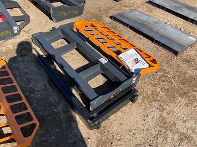 LANDHONOR PF-11-3500G Skid Steer Attachment