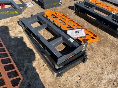 LANDHONOR PF-11-3500G Skid Steer Attachment