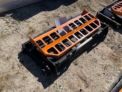 Unused LANDHONOR PF-11-3500G 48 Inch Forks with Mast, Universal Skid Steer Mount