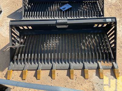 Landhonor RB-14-72W 72" Rock Bucket Skid Steer Attachment, Universal Mount