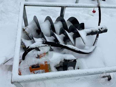 LANDHONOR SAD-12-23C AUGER ATTACHMENT Skid Steer Attachment