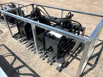 Landhonor SBG-11-72W 72" Skid Steer Attachment 3000 PSI 0.75 Yd 34" Max Open