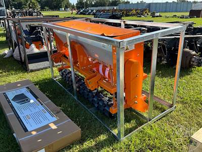 Landhonor SD-22-72W 72" Skid Steer Attachment, Universal Skid Mount