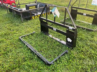 Unused Mower King SA 48" Skid Steer Forks with Mast, 4,000 lb Rating