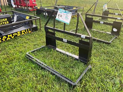 Mower King SA 48" Skid Steer Forks with Mast, 4,000 lb Rating
