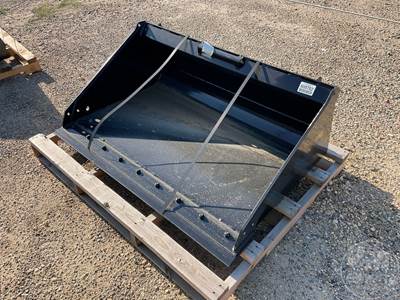 Toro 22548 54 Inch Smooth Bucket, Universal Skid Mount