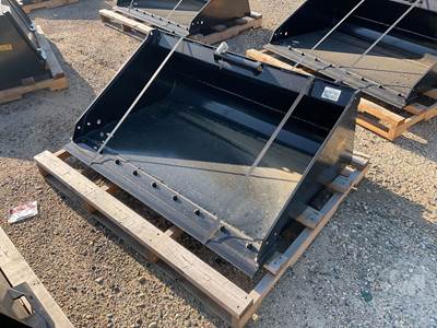 Toro 22548 54 Inch Smooth Bucket, Universal Skid Steer Mount