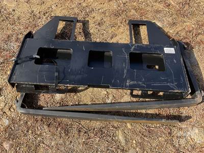 Unused, 45" Fork Frame W/42" ForkS