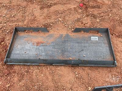Wolverine 43 Inch Universal Skid Steer Mounting Plate