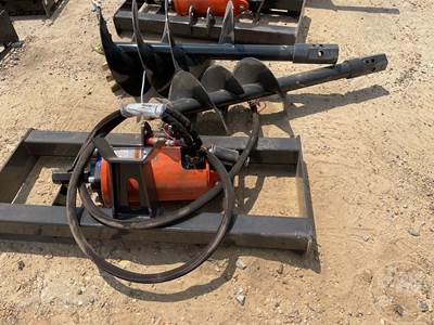 Unused Wolverine ABD-13-1218R Hydraulic Auger Skid Steer Attachment, Universal Mount
