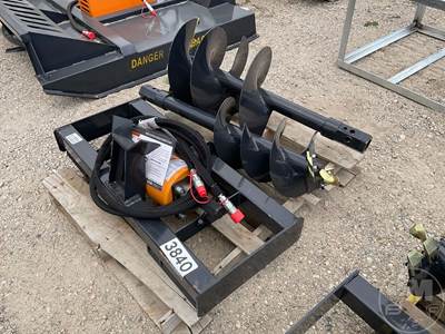 Wolverine ADB-13-1218R Hydraulic Universal Skid Steer Auger Attachment, 12" & 18" Augers