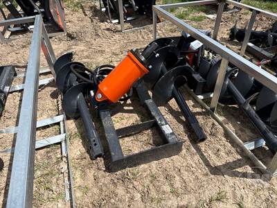 Wolverine ADB-13-1218R Skid Steer Attachment
