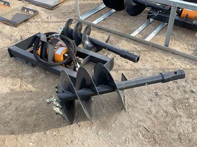 Wolverine ADB-13-1218R HYDRAULIC AUGER ATTACHMENT Skid Steer Attachment