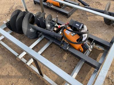 Wolverine ADB-13-1218R HYDRAULIC AUGER ATTACHMENT Skid Steer Attachment