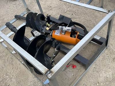 Unused Wolverine ADB-23-1218R Hydraulic Auger Attachment, Universal Skid Mount, 12" & 18"