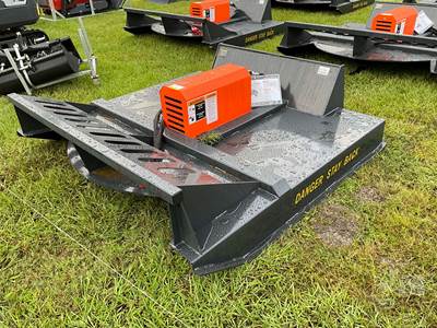 Wolverine BC-13-72W 72" Skid Steer Attachment, Universal Mount, 14-20 GPM