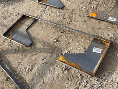 Wolverine BLANK SKID STEER ATTACHMENT BACKER PLATE Skid Steer Attachment
